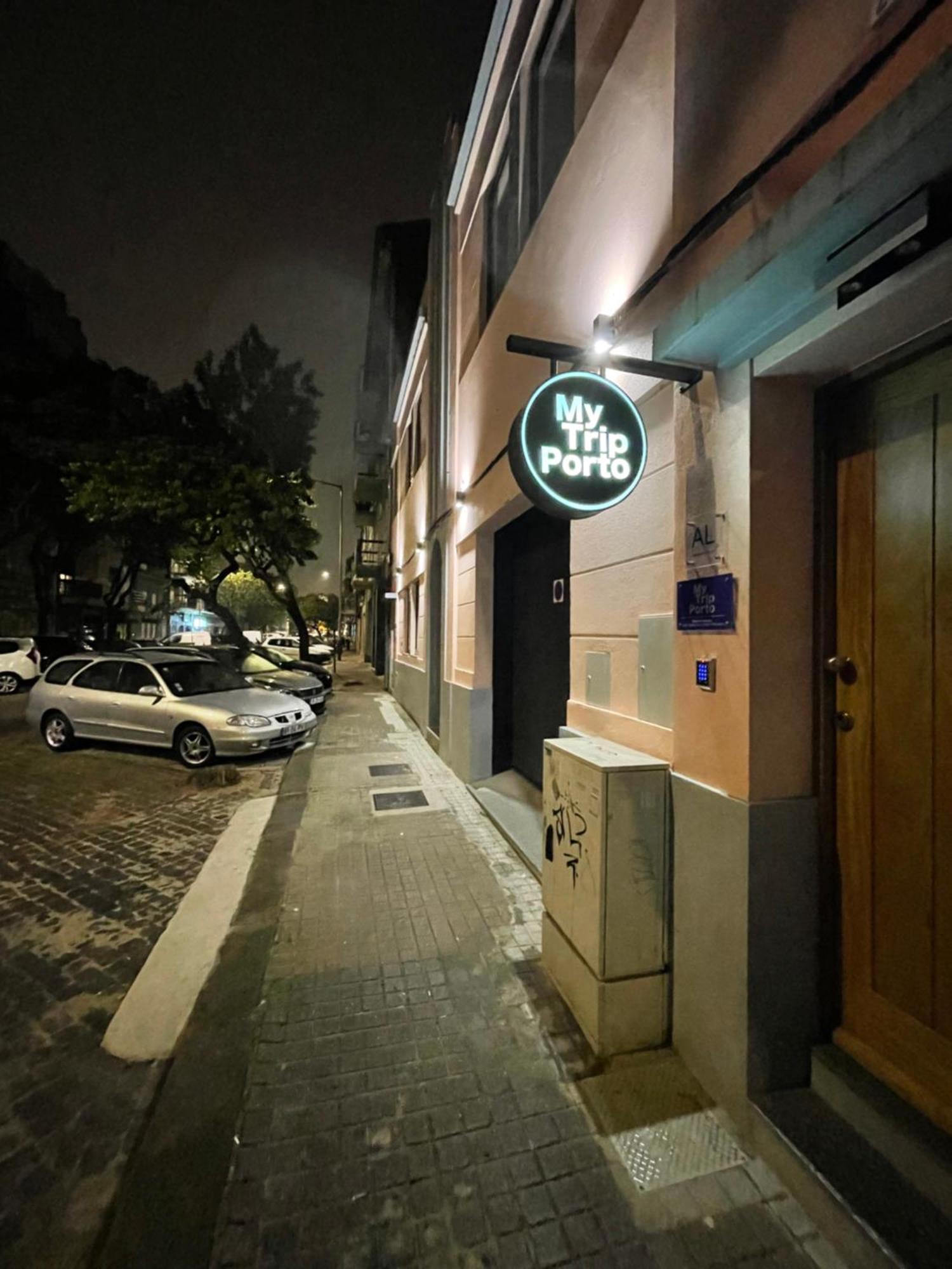 Mytrip Porto Hotel มาโตซีนโญส ภายนอก รูปภาพ
