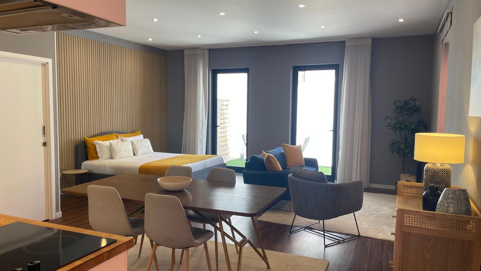 Mytrip Porto Hotel มาโตซีนโญส ภายนอก รูปภาพ