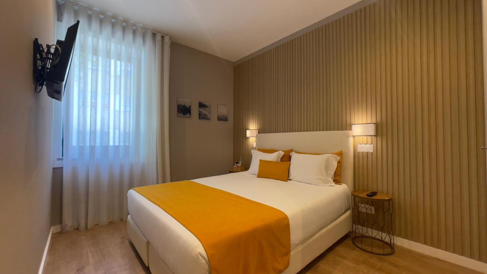 Mytrip Porto Hotel มาโตซีนโญส ภายนอก รูปภาพ