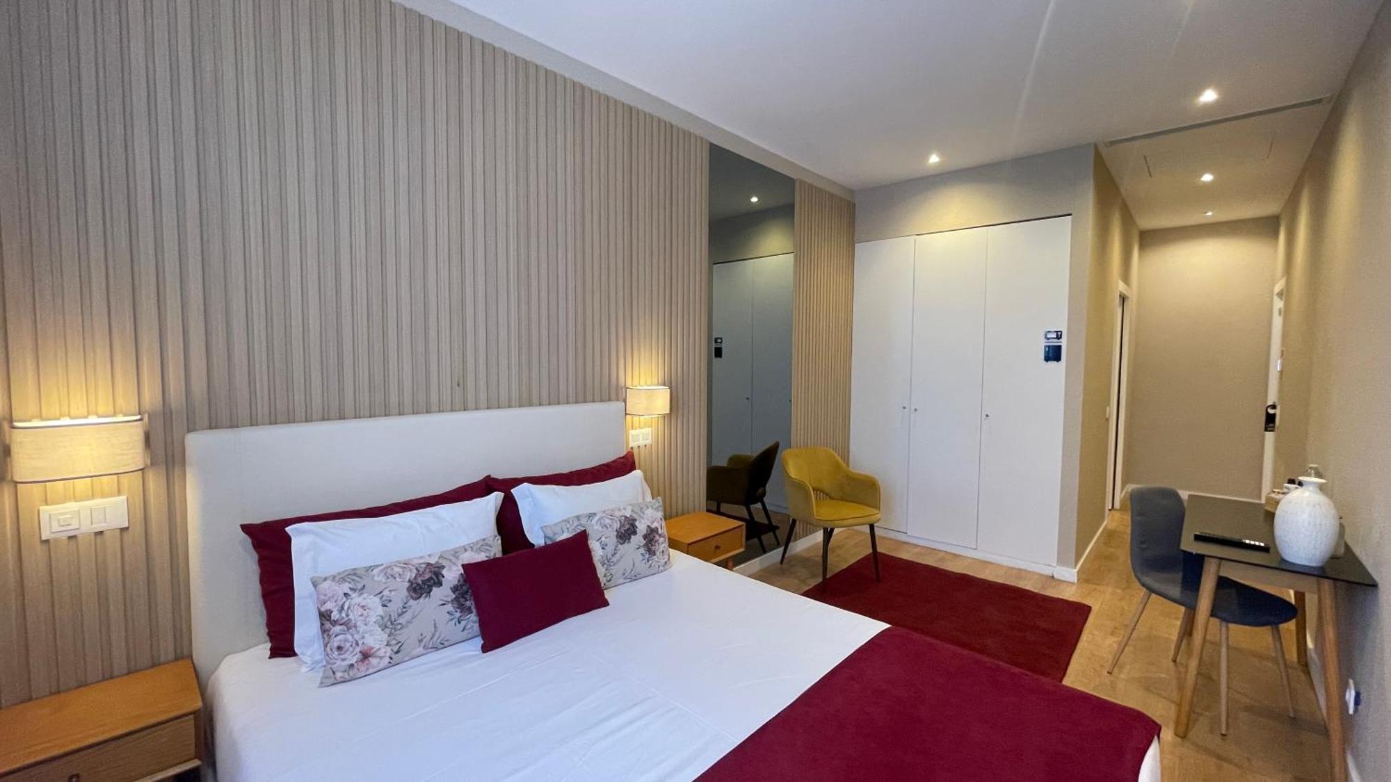 Mytrip Porto Hotel มาโตซีนโญส ภายนอก รูปภาพ