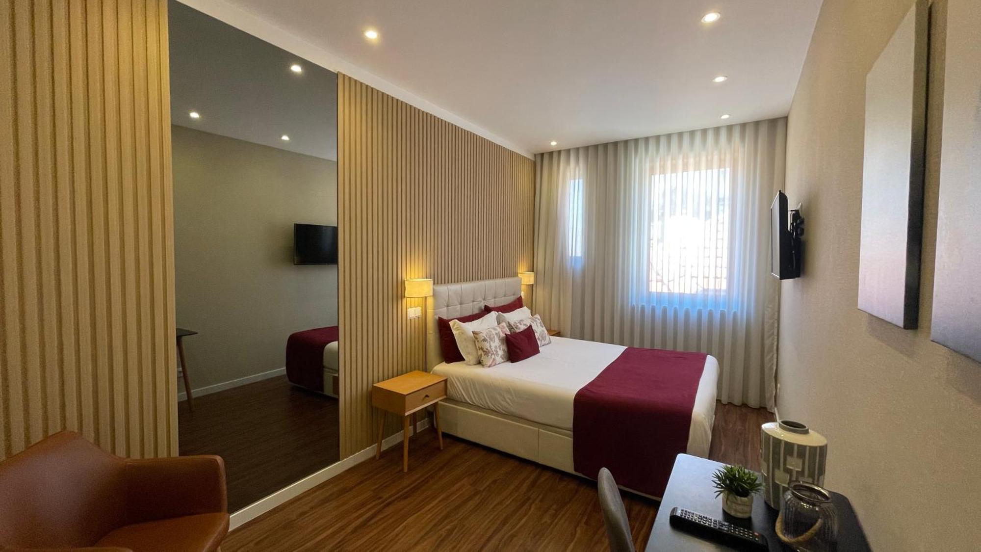 Mytrip Porto Hotel มาโตซีนโญส ภายนอก รูปภาพ